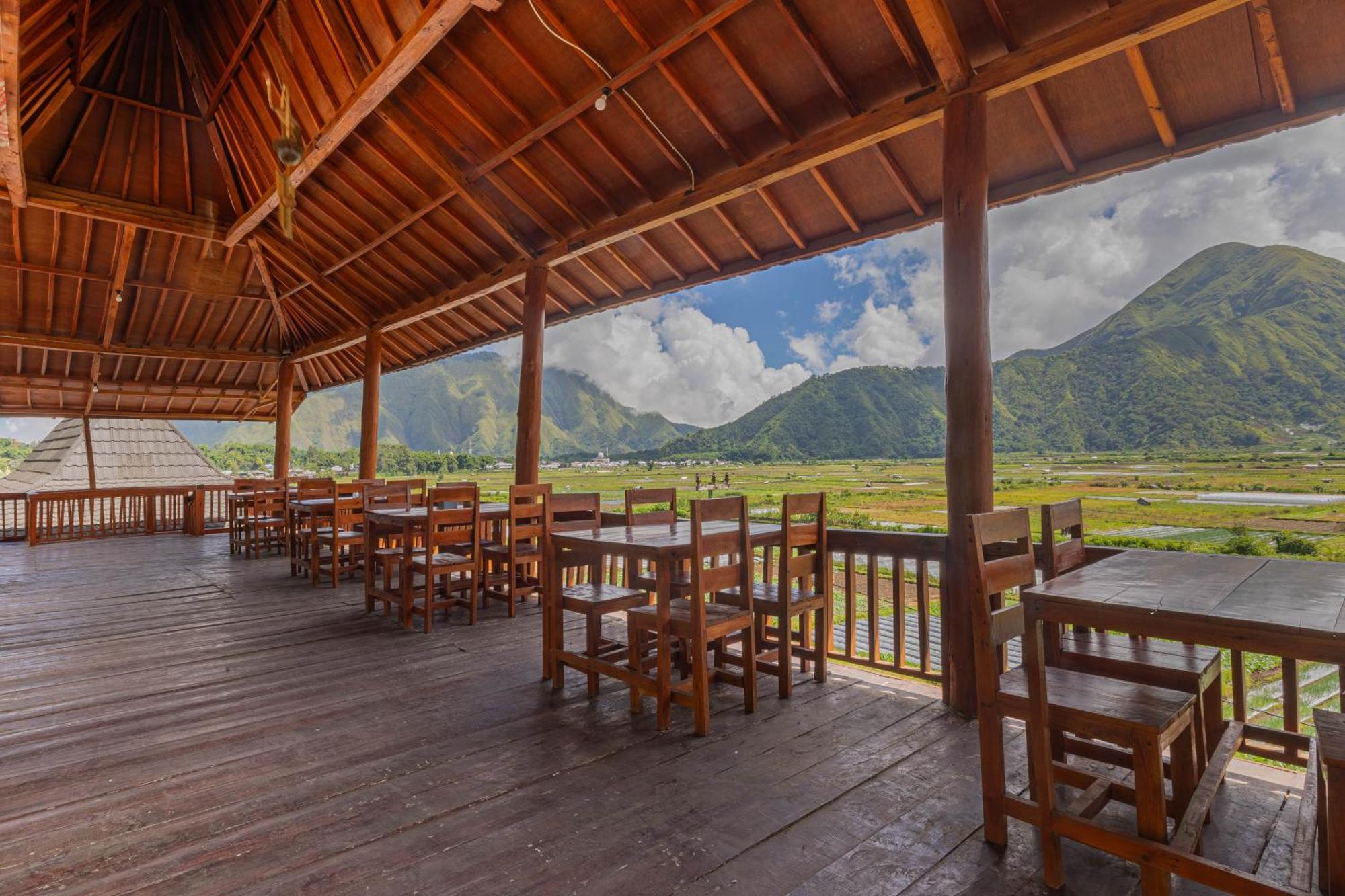 Teras Sawah Guest House Syariah Сембалун Лауанг Екстериор снимка