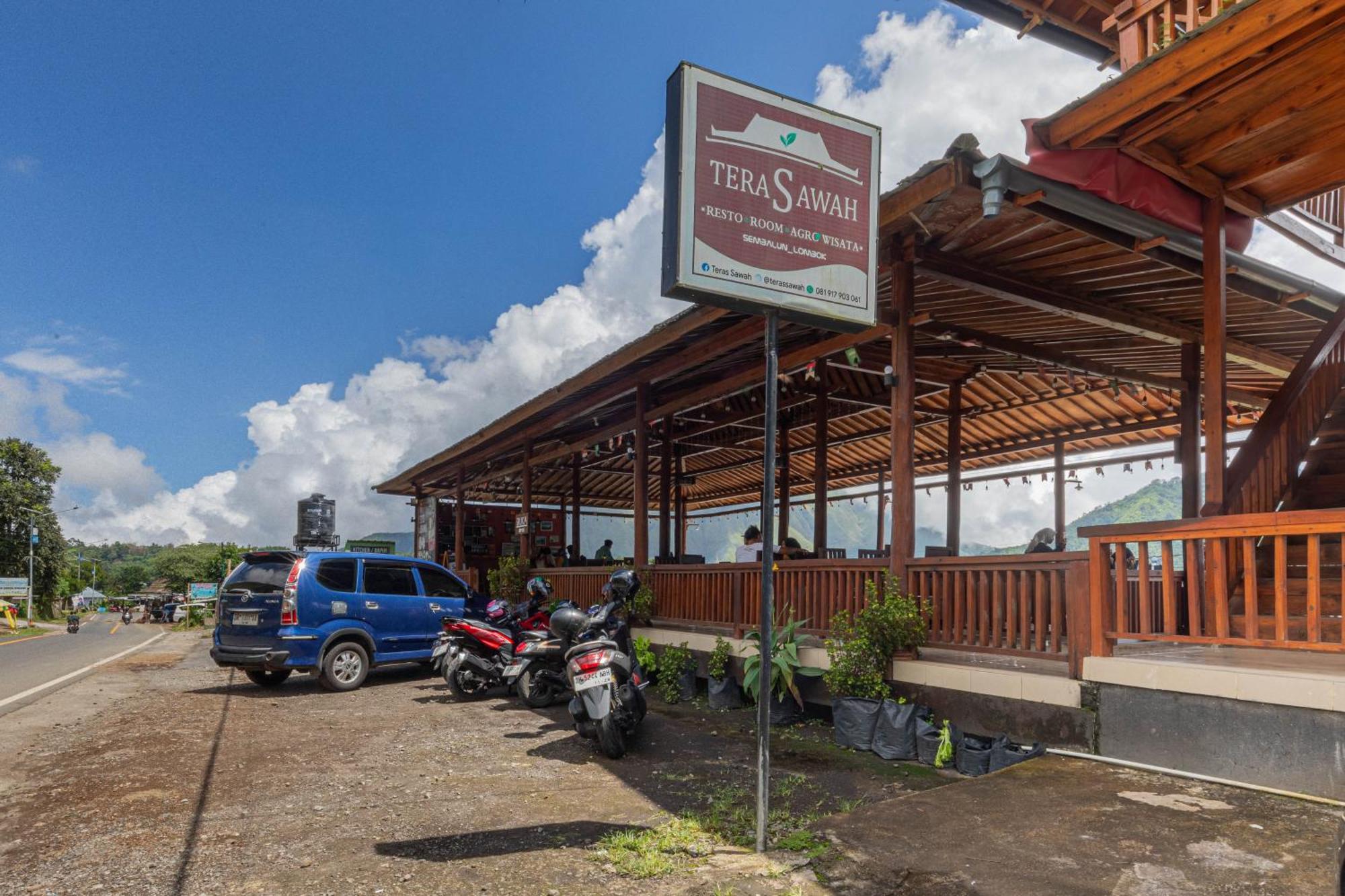 Teras Sawah Guest House Syariah Сембалун Лауанг Екстериор снимка