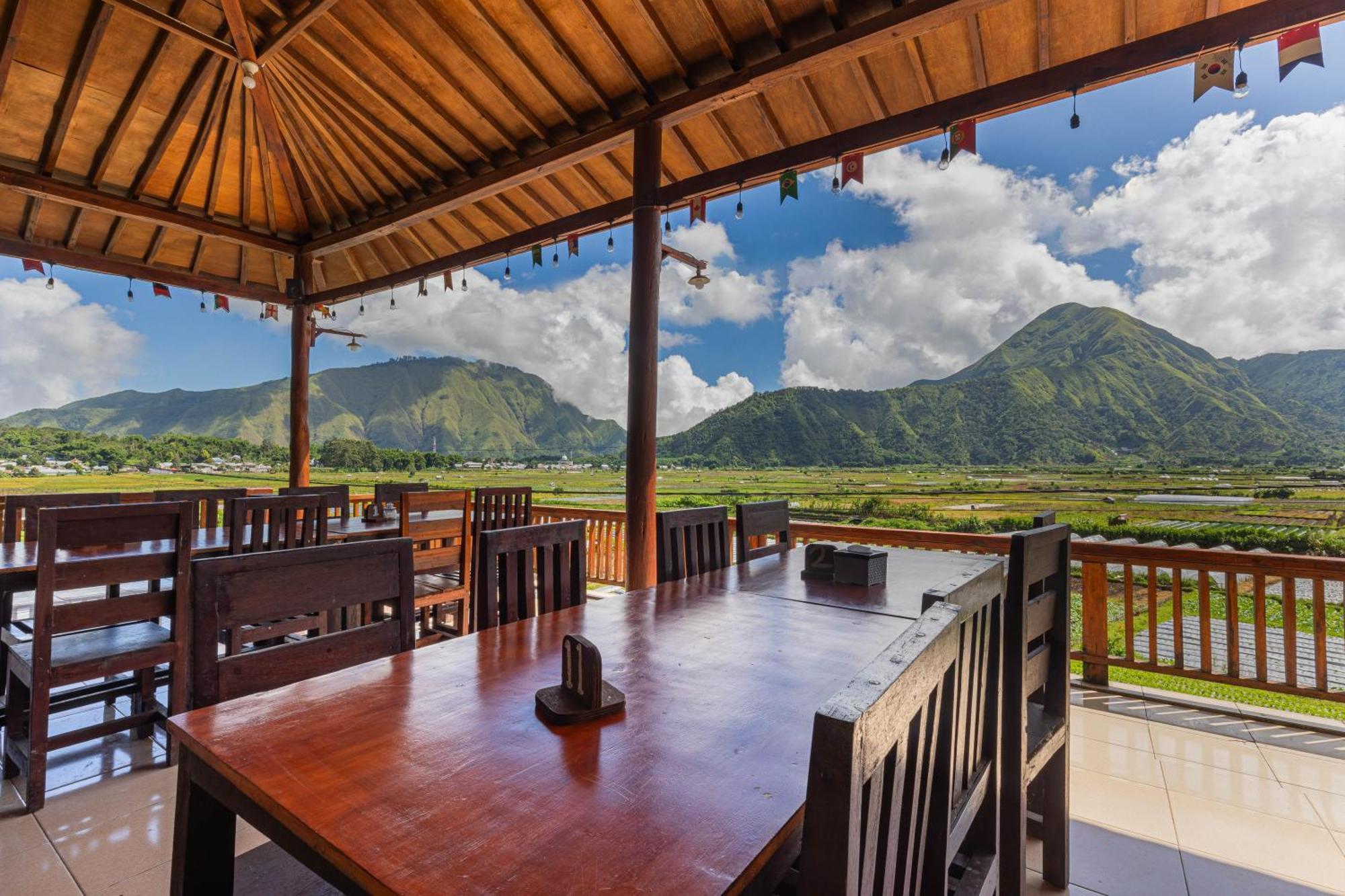 Teras Sawah Guest House Syariah Сембалун Лауанг Екстериор снимка